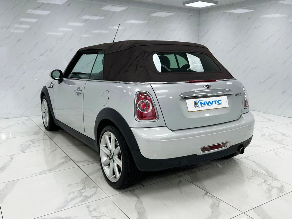 Used MINI Convertible 2015 for sale - 76535574: Photo 10