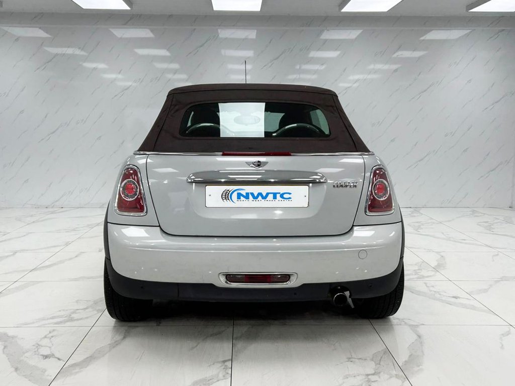 Used MINI Convertible 2015 for sale - 76535574: Photo 11