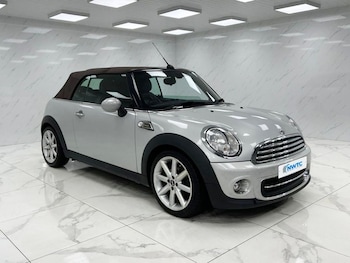Used MINI Convertible 2015 for sale - 76535574: Photo