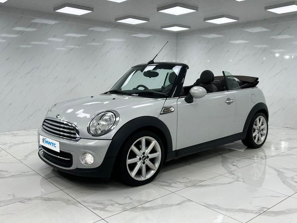 Used MINI Convertible 2015 for sale - 76535574: Photo 8