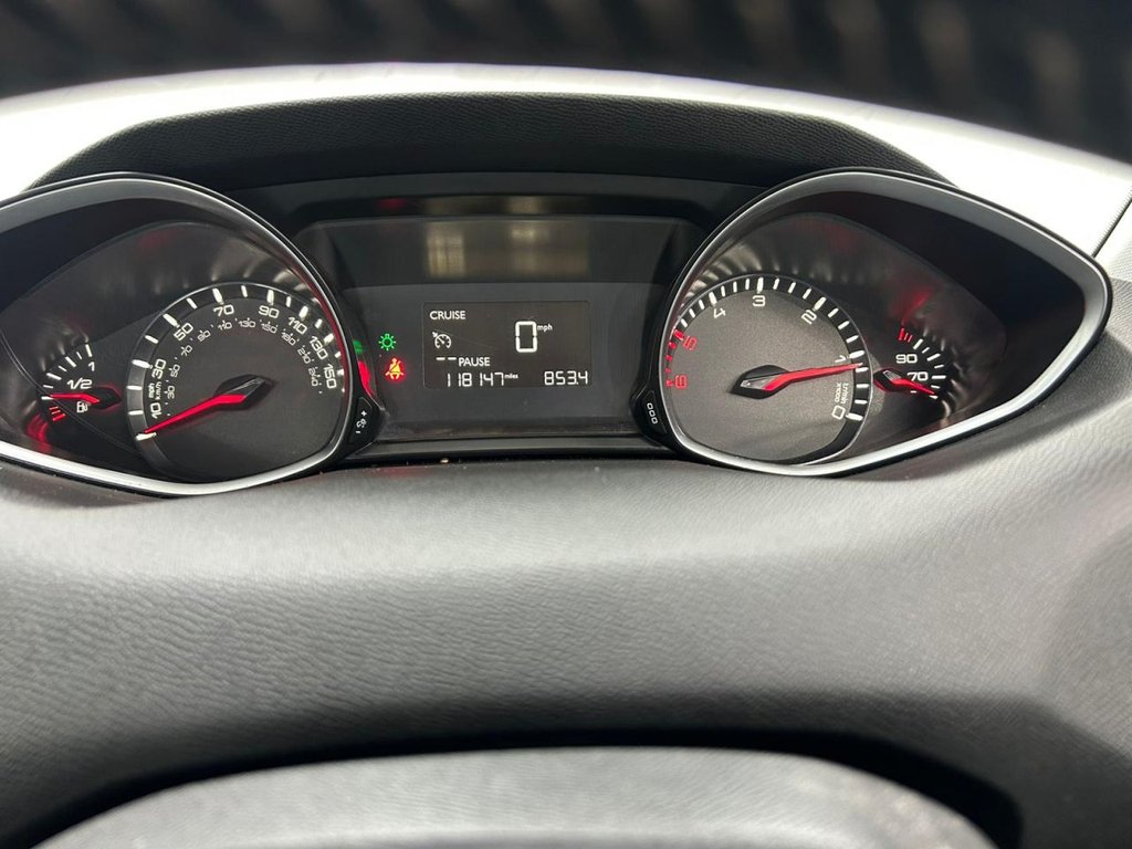 Used Peugeot 308 SW 2015 for sale - 75715865: Photo 15