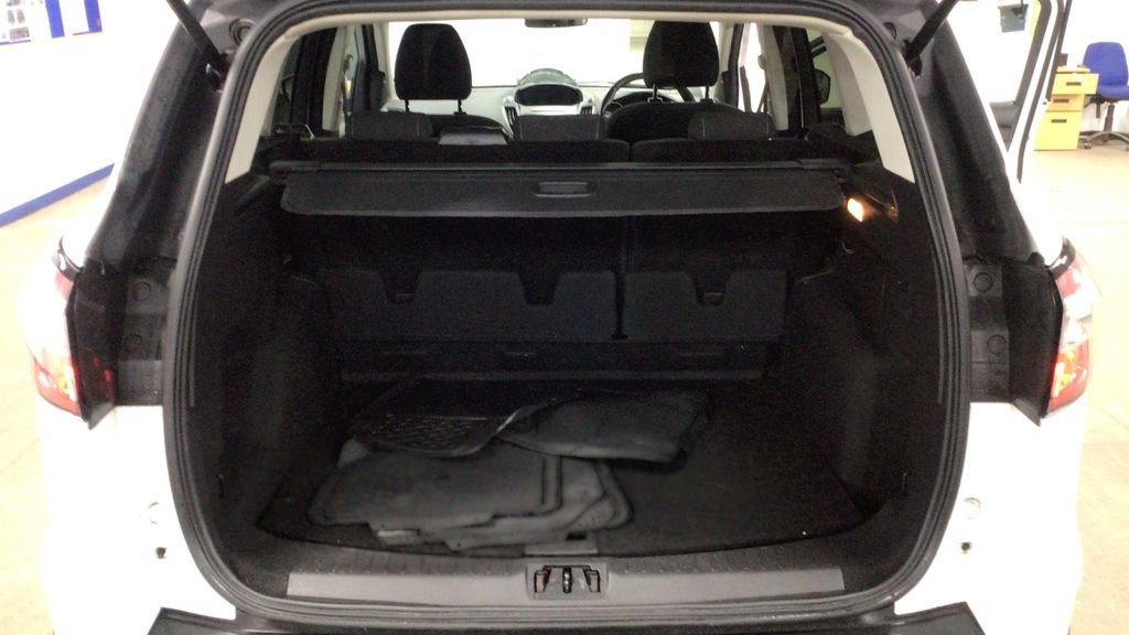 Used Ford Kuga 2017 for sale - 77140199: Photo 13