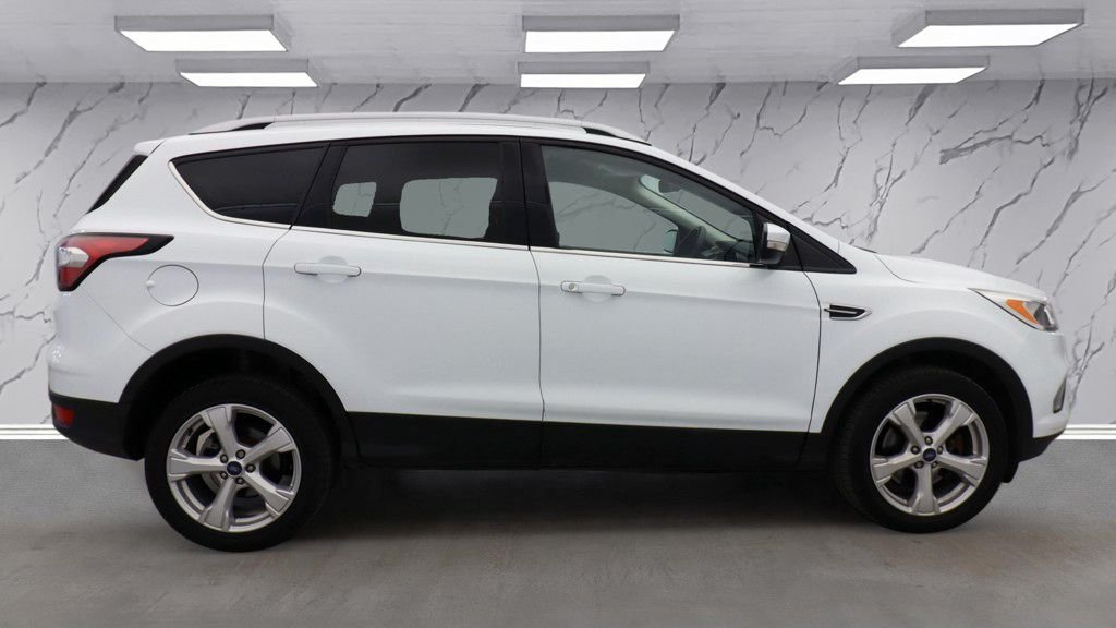 Used Ford Kuga 2017 for sale - 77140199: Photo 6
