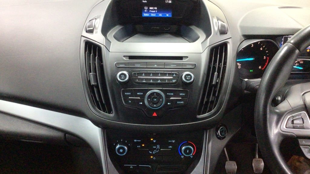 Used Ford Kuga 2017 for sale - 77140199: Photo 9