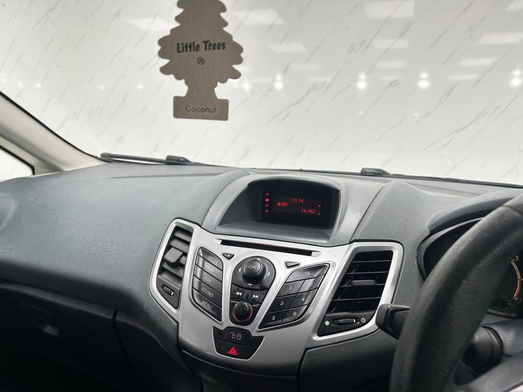 Used Ford Fiesta 2010 for sale - 77608438: Photo 14