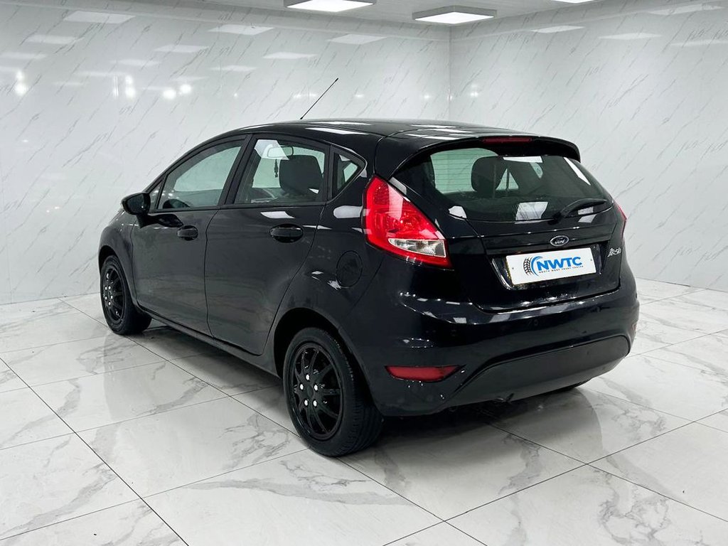 Used Ford Fiesta 2010 for sale - 77608438: Photo 6