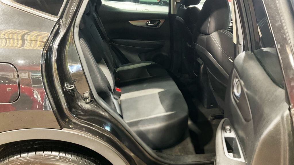 Used Nissan Qashqai 2018 for sale - 77139962: Photo 12