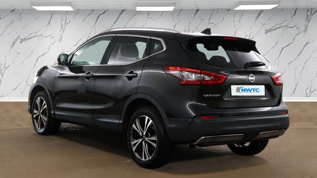Used Nissan Qashqai 2018 for sale - 77139962: Photo 4