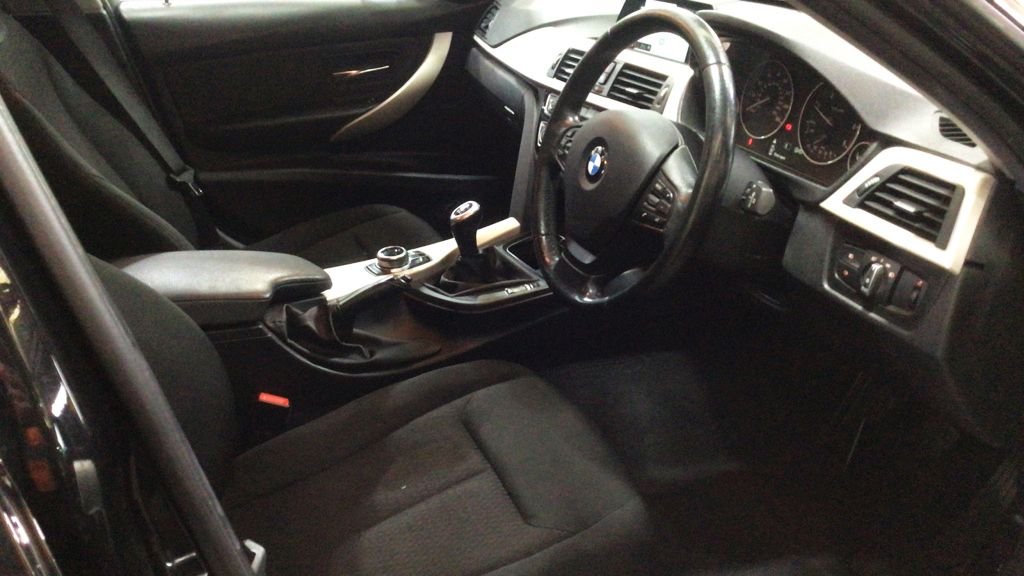 Used BMW 3 Series 2017 for sale - 76482516: Photo 10