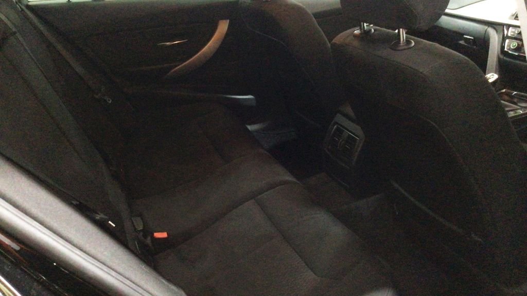 Used BMW 3 Series 2017 for sale - 76482516: Photo 11