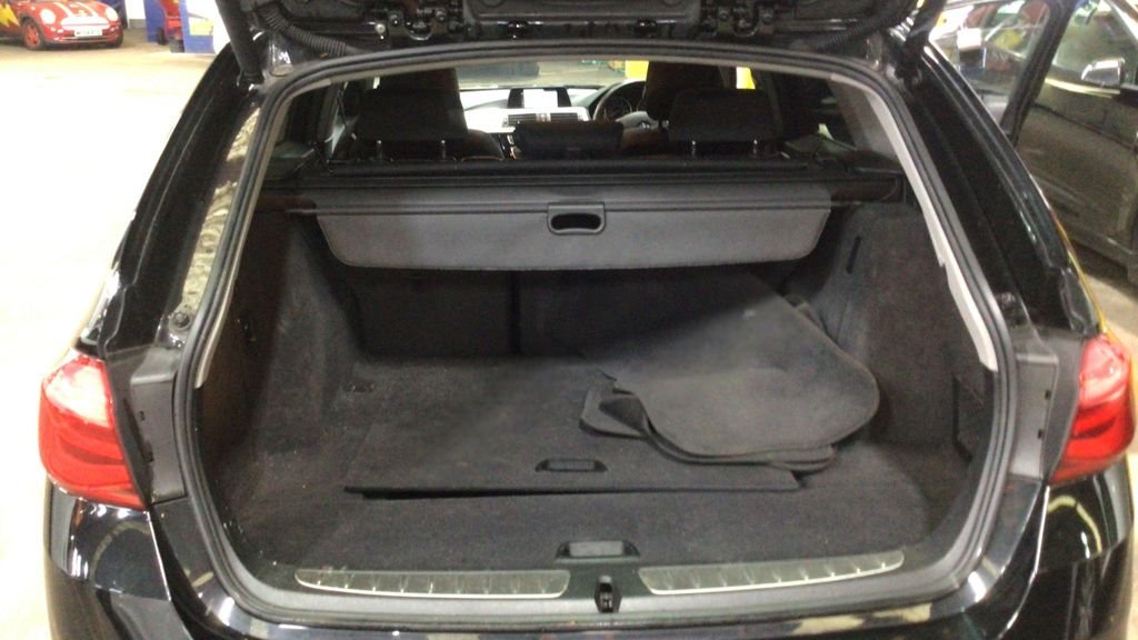 Used BMW 3 Series 2017 for sale - 76482516: Photo 12