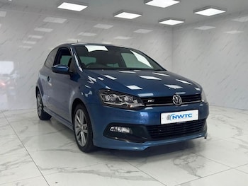 Used Volkswagen Polo 2015 for sale - 77369196: Photo
