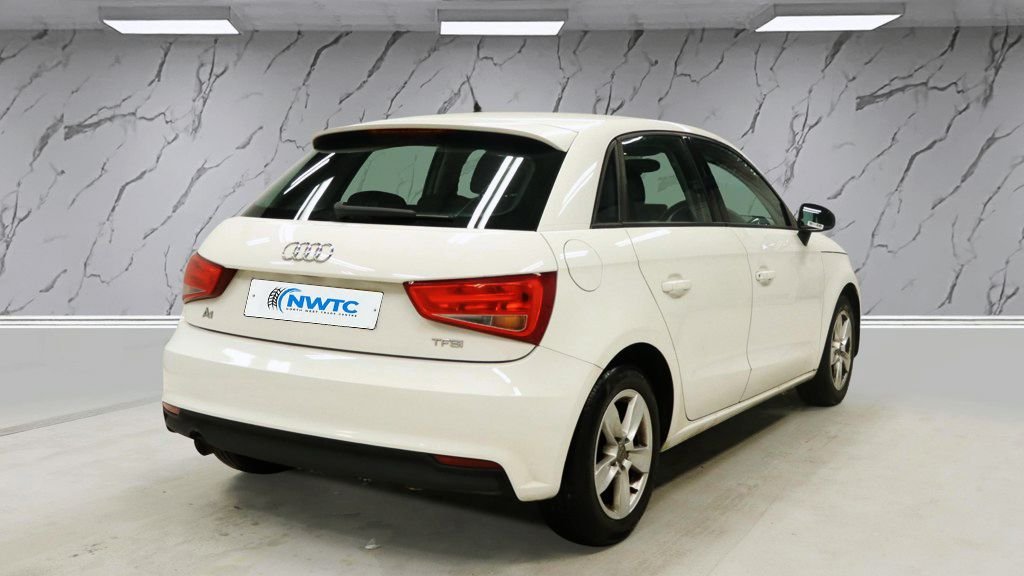 Used Audi A1 2015 for sale - 77507773: Photo 7