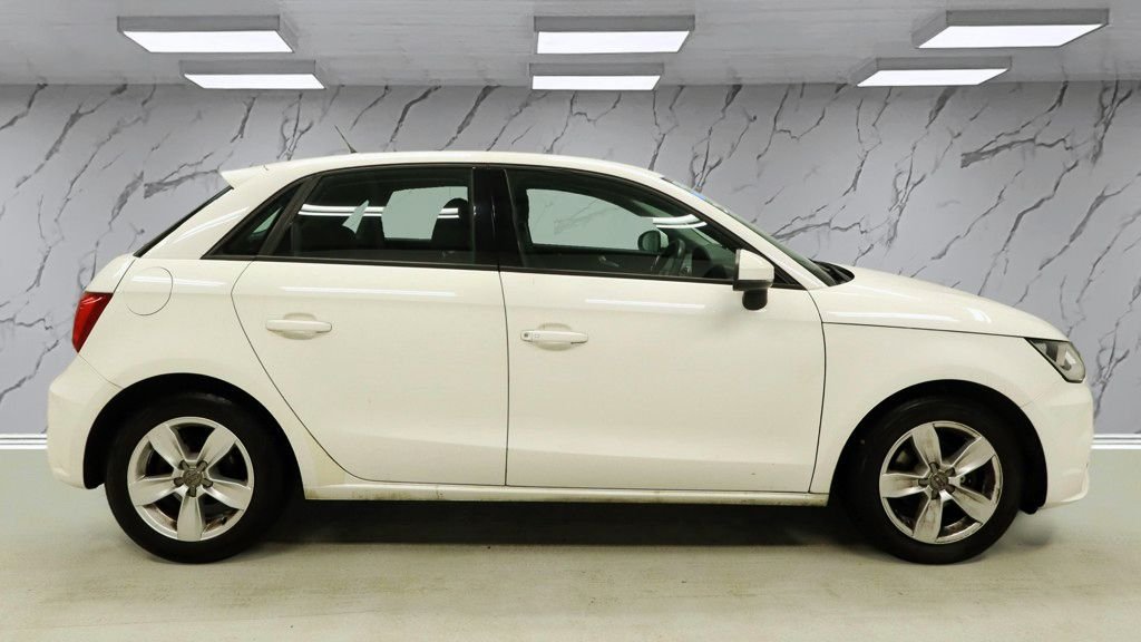 Used Audi A1 2015 for sale - 77507773: Photo 8