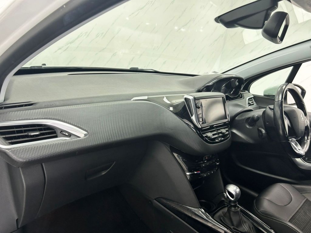 Used Peugeot 2008 2019 for sale - 76923398: Photo 13