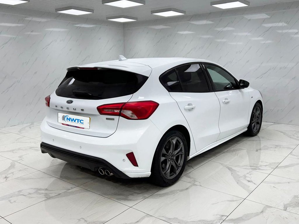 Used Ford Focus 2018 for sale - 76724954: Photo 10