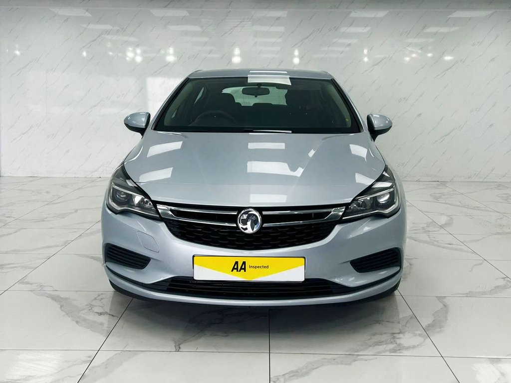 Used Vauxhall Astra 2017 for sale - 76185239: Photo 3