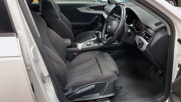 Used Audi A4 2016 for sale - 76081031: Photo 10