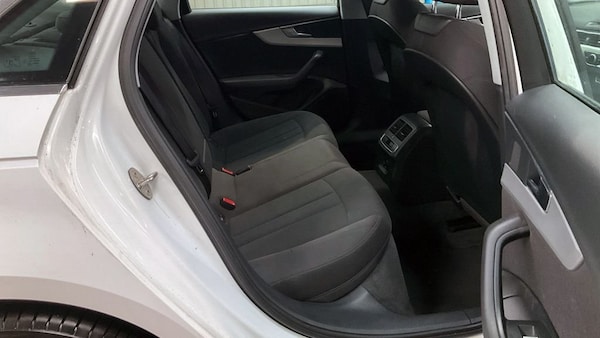 Used Audi A4 2016 for sale - 76081031: Photo 11