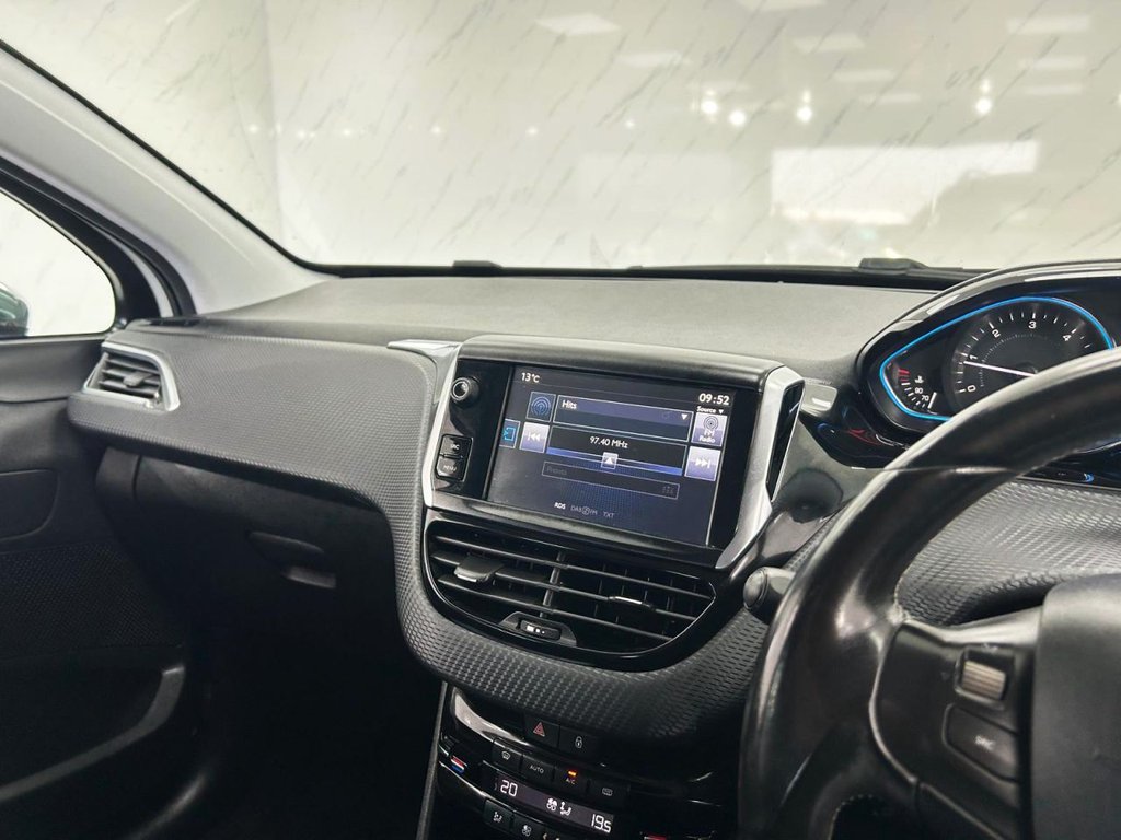 Used Peugeot 2008 2015 for sale - 78017098: Photo 15