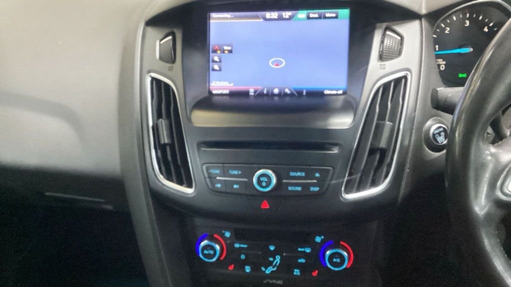 Used Ford Focus 2015 for sale - 78212701: Photo 11