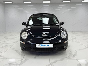 Used Volkswagen Beetle 2010 for sale - 76266686: Photo