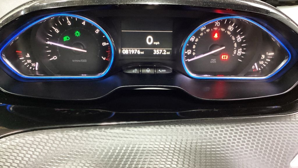 Used Peugeot 2008 2018 for sale - 76910408: Photo 9