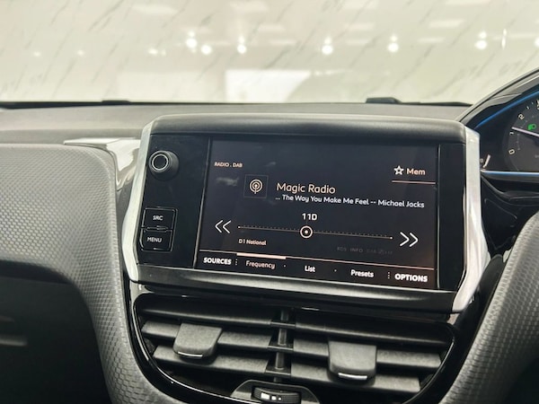 Used Peugeot 2008 2019 for sale - 75777364: Photo 16