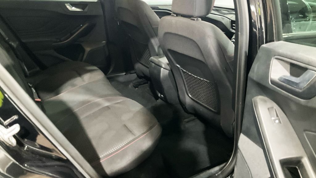 Used Ford Focus 2021 for sale - 76711036: Photo 11