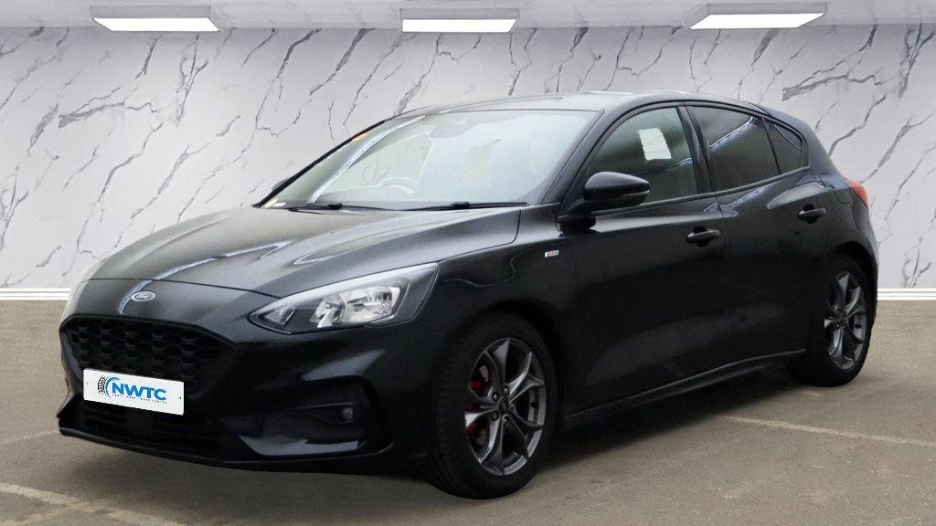 Used Ford Focus 2021 for sale - 76711036: Photo 3