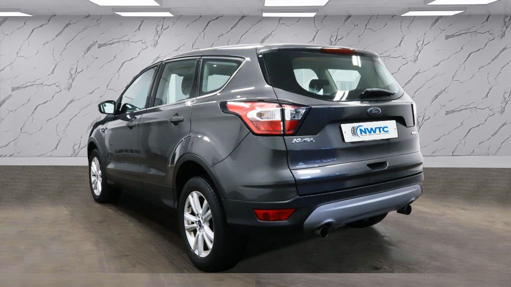 Used Ford Kuga 2017 for sale - 77172332: Photo 4