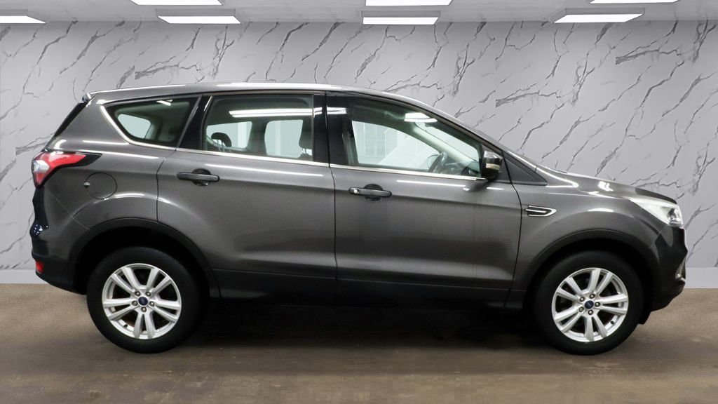 Used Ford Kuga 2017 for sale - 77172332: Photo 6