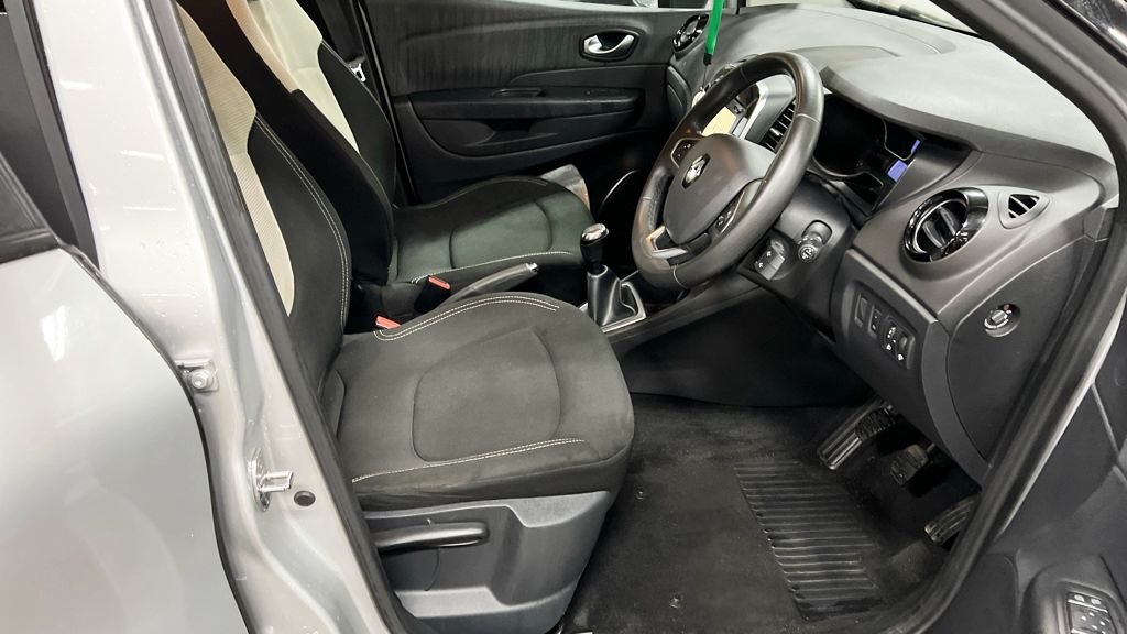 Used Renault Captur 2018 for sale - 76356889: Photo 10