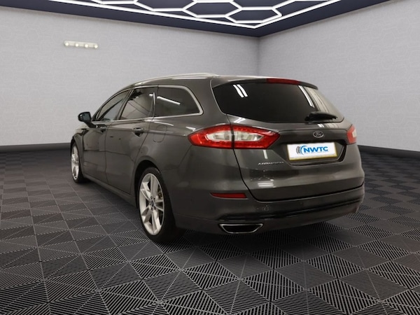 Used Ford Mondeo 2015 for sale - 76291795: Photo 4