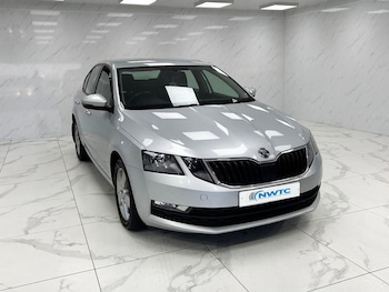 Used Skoda Octavia 2018 for sale - 76882973: Photo