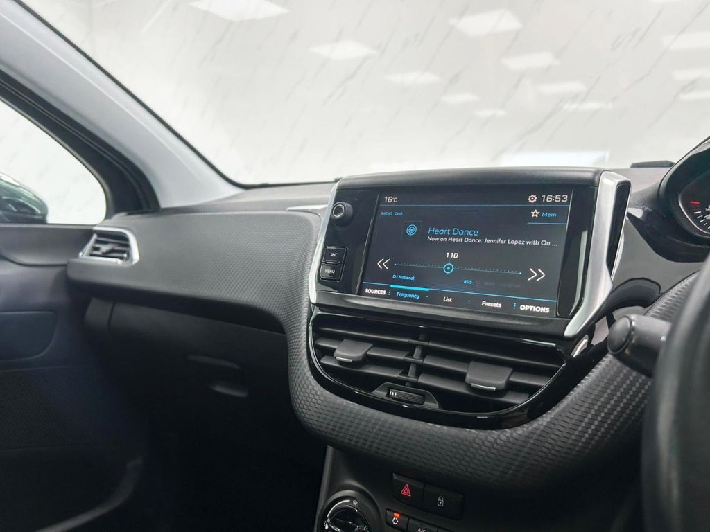 Used Peugeot 208 2018 for sale - 77152954: Photo 15