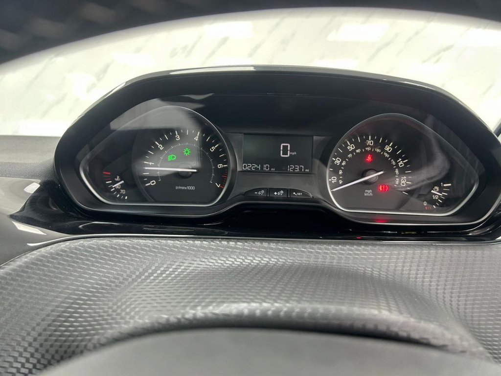 Used Peugeot 208 2018 for sale - 77152954: Photo 17