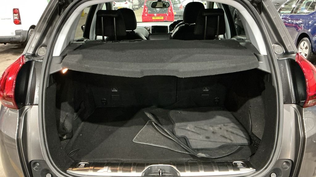 Used Peugeot 2008 2018 for sale - 76417277: Photo 12