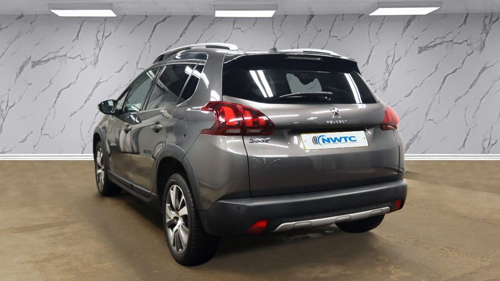 Used Peugeot 2008 2018 for sale - 76417277: Photo 4