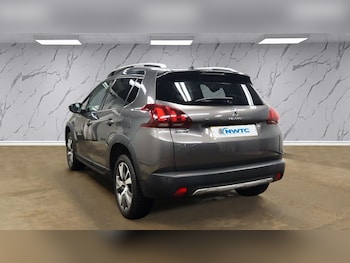 Used Peugeot 2008 2018 for sale - 76417277: Photo