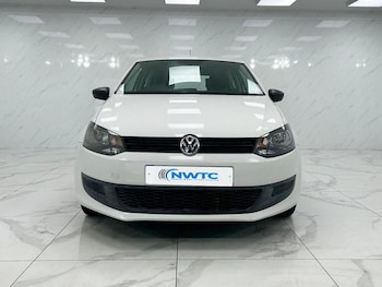 Used Volkswagen Polo 2010 for sale - 75911333: Photo