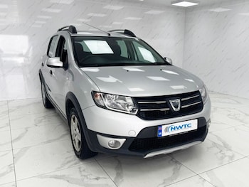 Used Dacia Sandero Stepway 2014 for sale - 78213035: Photo