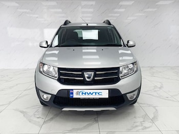 Used Dacia Sandero Stepway 2014 for sale - 78213035: Photo