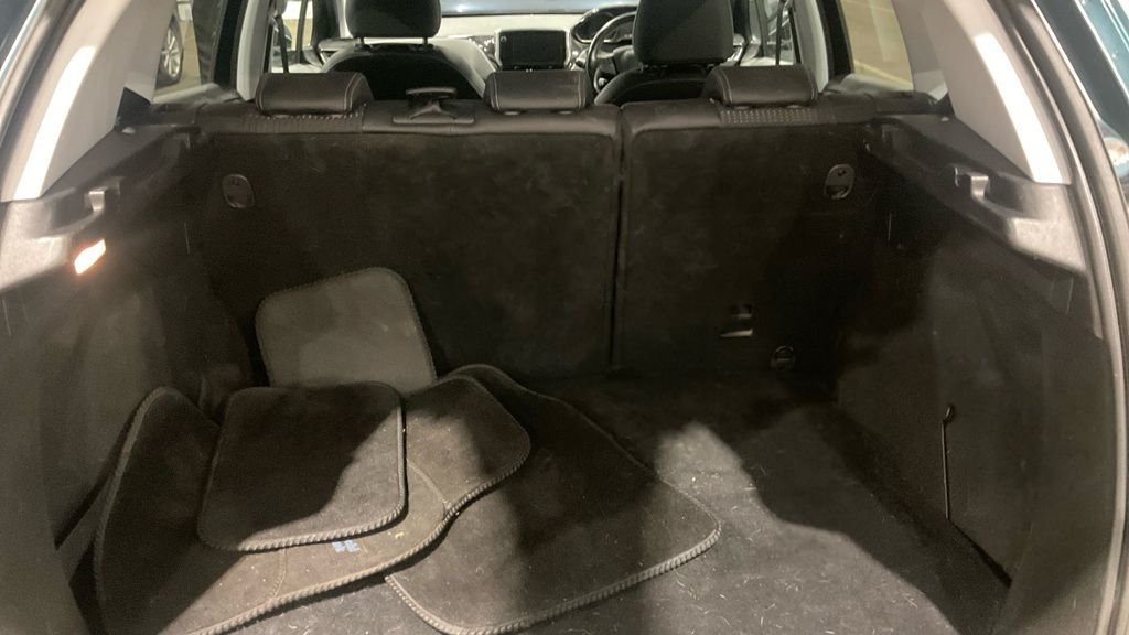 Used Peugeot 2008 2017 for sale - 76430268: Photo 12