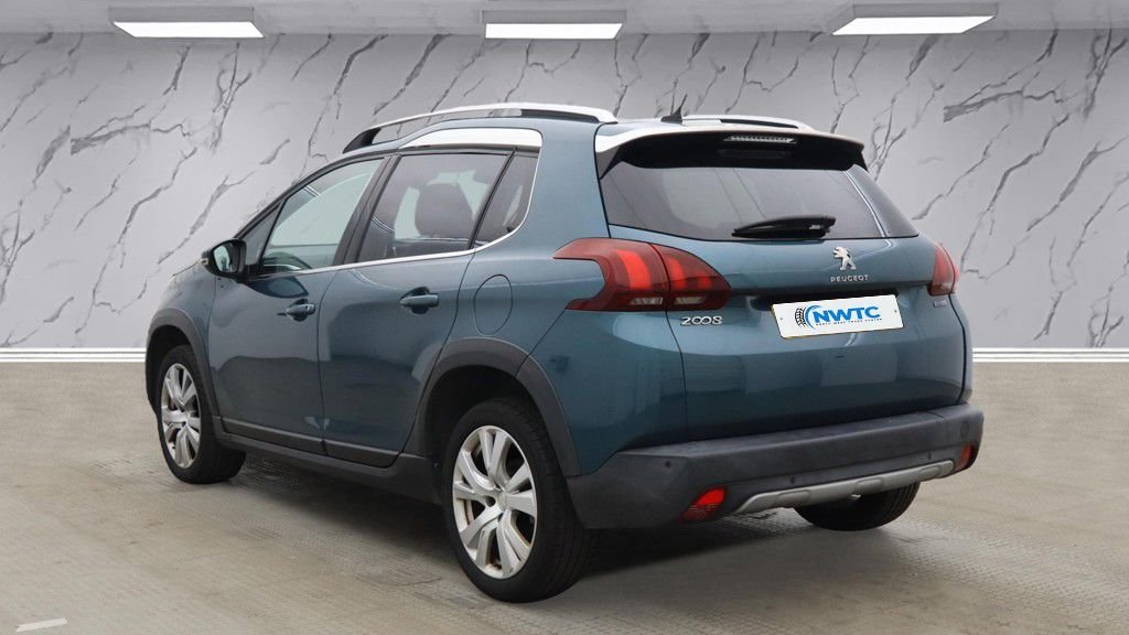 Used Peugeot 2008 2017 for sale - 76430268: Photo 4