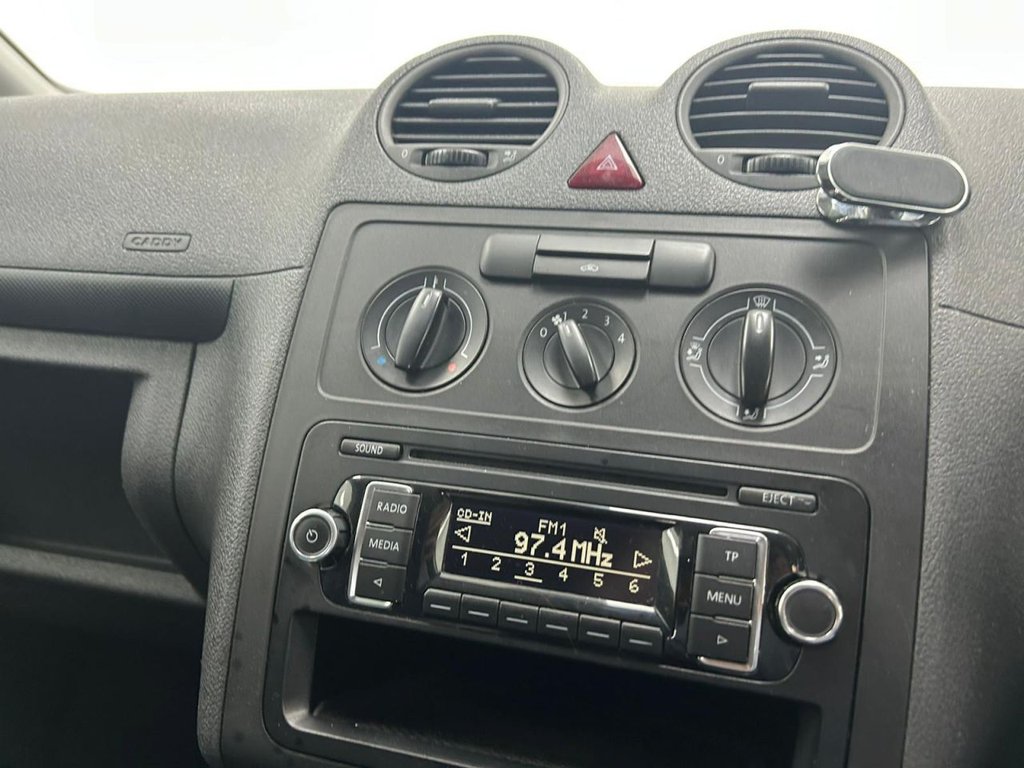 Used Volkswagen Caddy Maxi 2014 for sale - 75998403: Photo 14