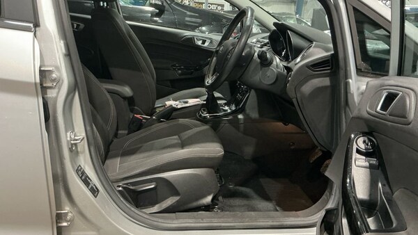 Used Ford Fiesta 2016 for sale - 76235744: Photo 11