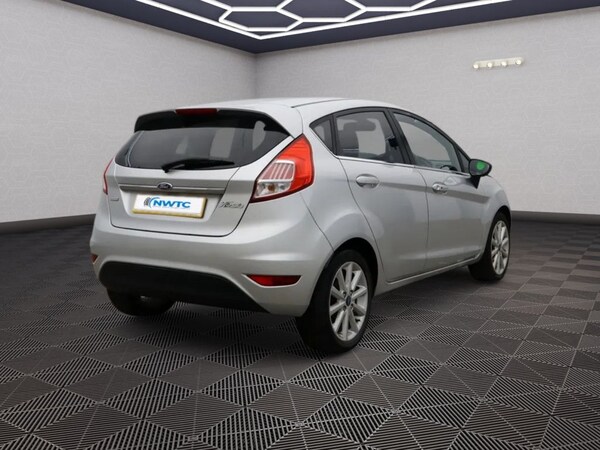 Used Ford Fiesta 2016 for sale - 76235744: Photo 5