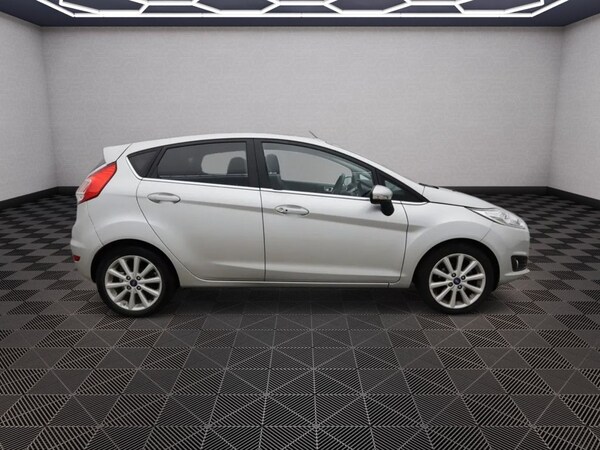 Used Ford Fiesta 2016 for sale - 76235744: Photo 6