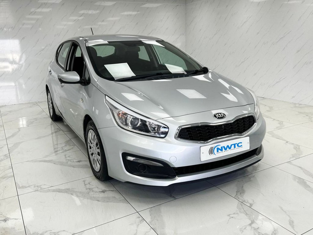 Used Kia Ceed 2017 for sale - 77919635: Photo 4